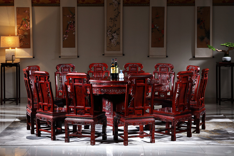 1.58米檀雕圓臺(tái)配如意椅