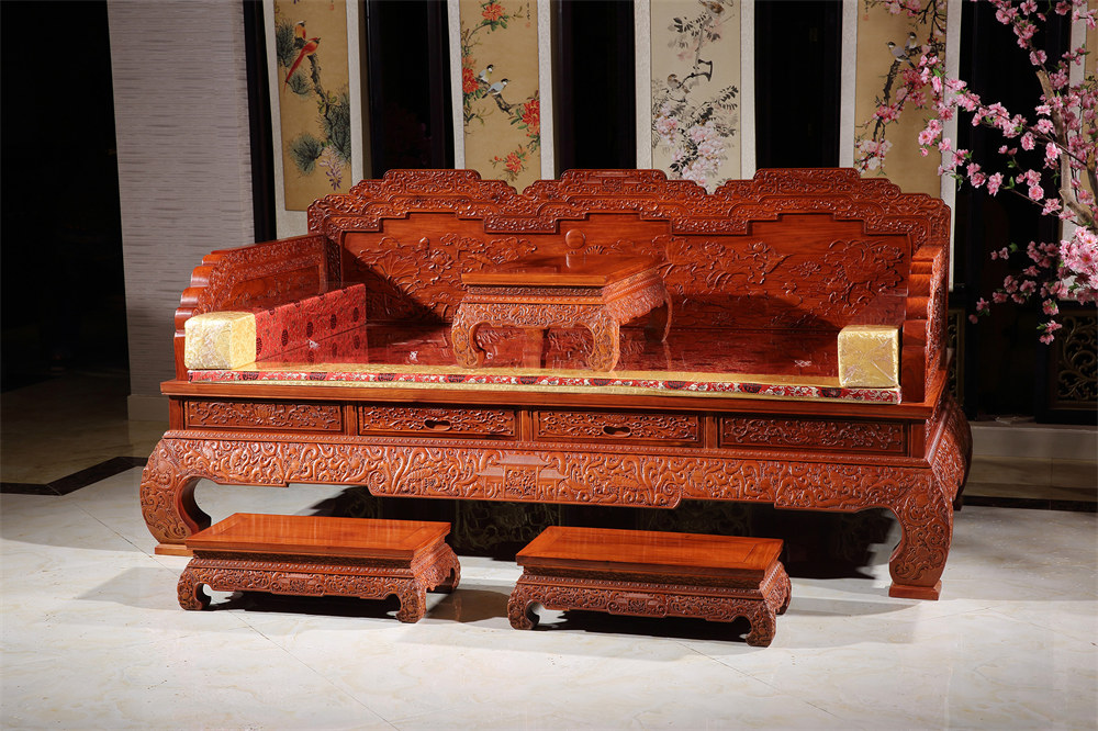 荷花寶座羅漢床